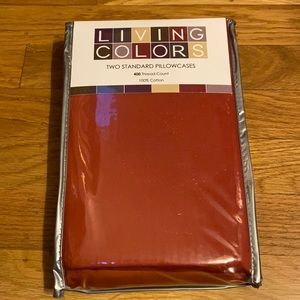 NWT Living colors standard pillowcases (2)